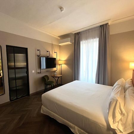 The Honest Hotel & Apartments Σεβίλλη Εξωτερικό φωτογραφία
