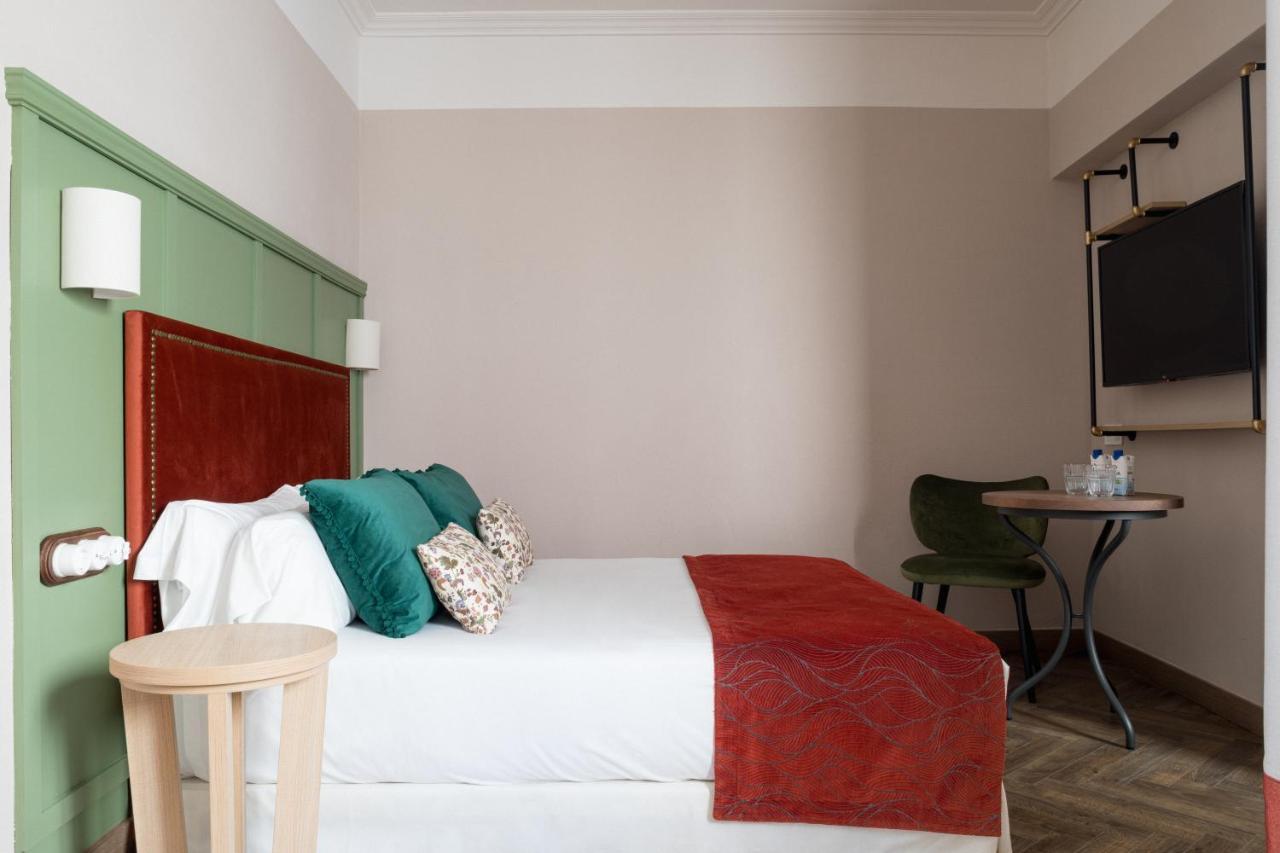 The Honest Hotel & Apartments Σεβίλλη Εξωτερικό φωτογραφία