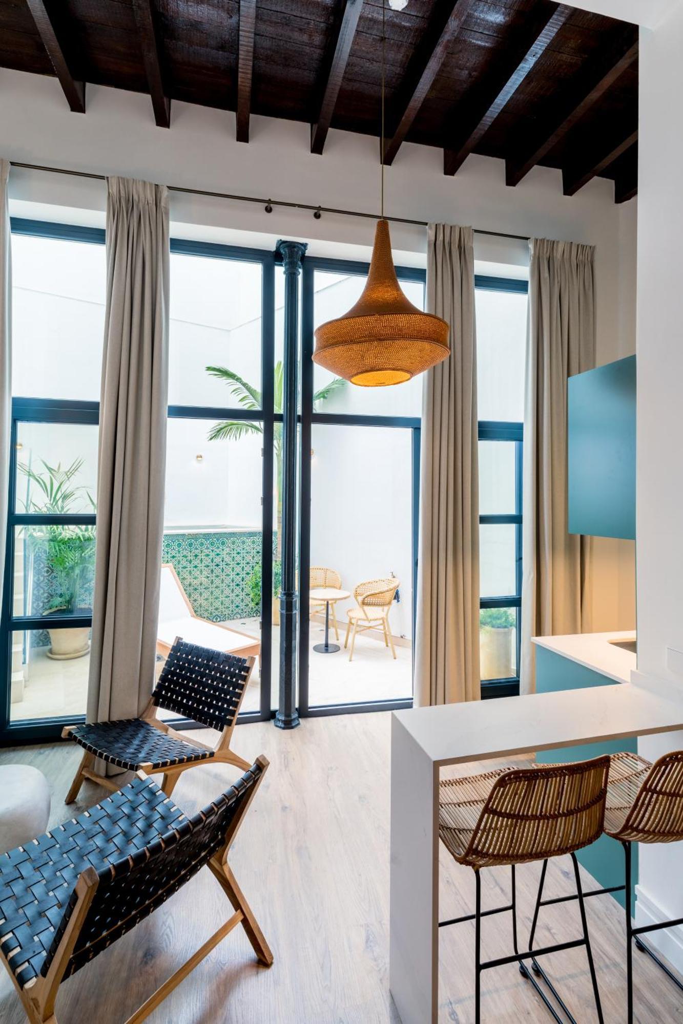 The Honest Hotel & Apartments Σεβίλλη Εξωτερικό φωτογραφία
