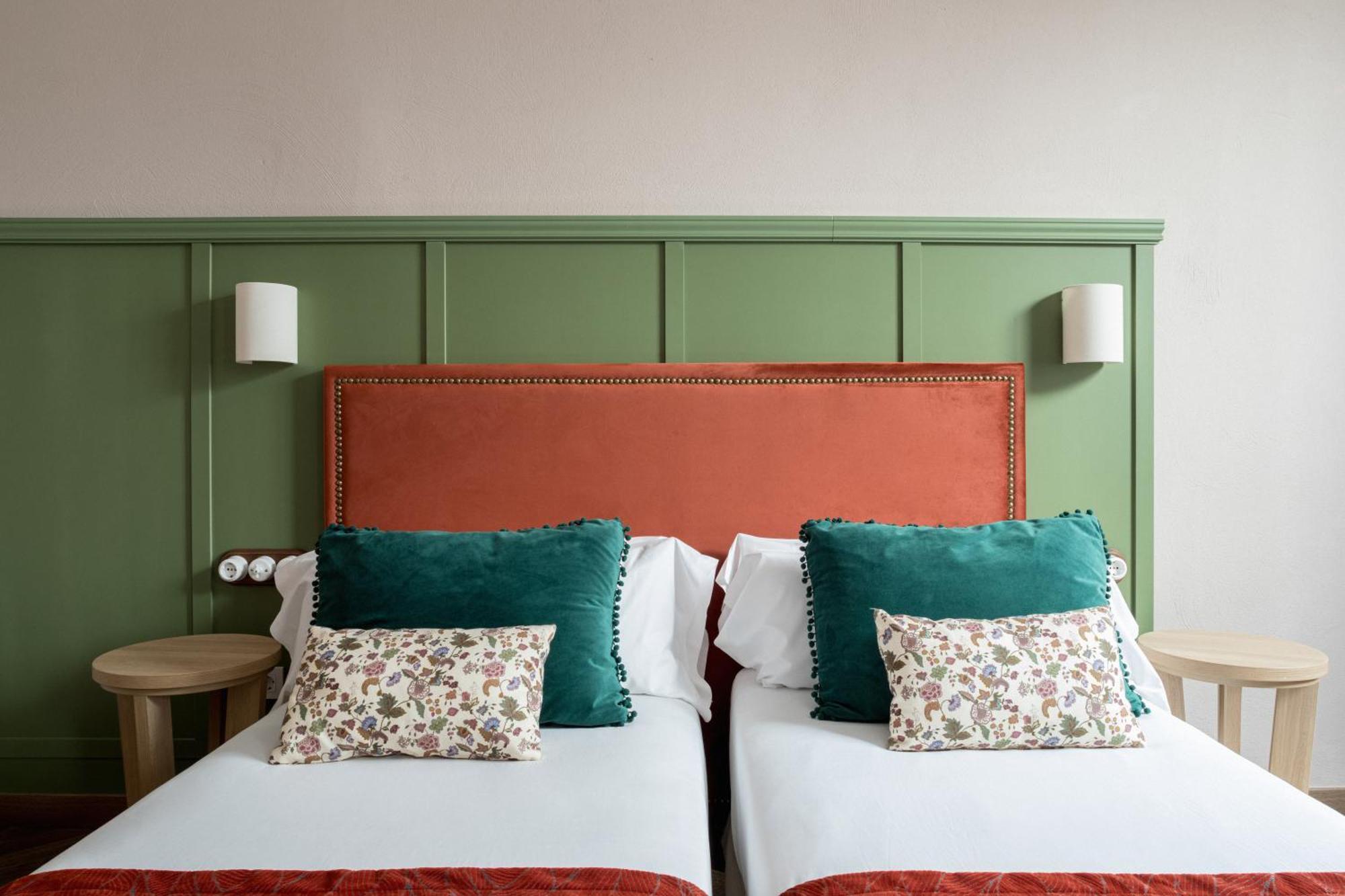 The Honest Hotel & Apartments Σεβίλλη Εξωτερικό φωτογραφία